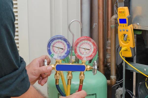 How to Choose the Right HVAC Contractor for Your Home