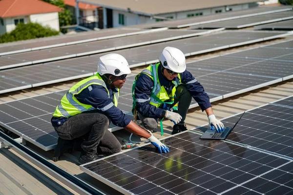 Professional Solar Installation Service Backed by Experts
